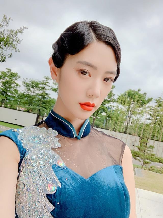 资讯